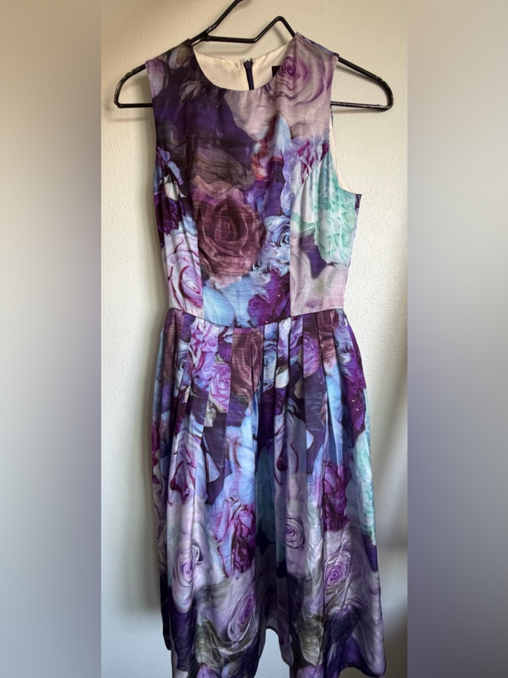 ASOS Soft Floral Semi Formal Size 0 - Picture 2 of 12